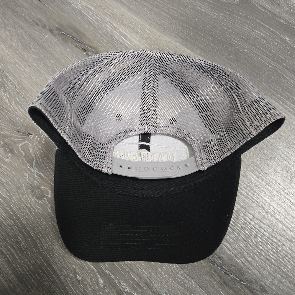 Mathews Snapback - Picture 2 of 2